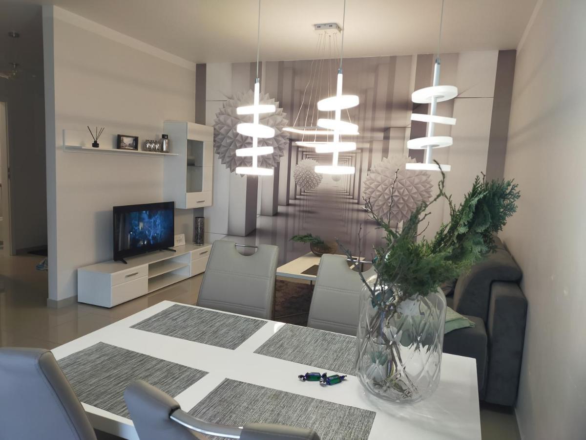 Apartament -Sweet Home ลูบิน ภายนอก รูปภาพ