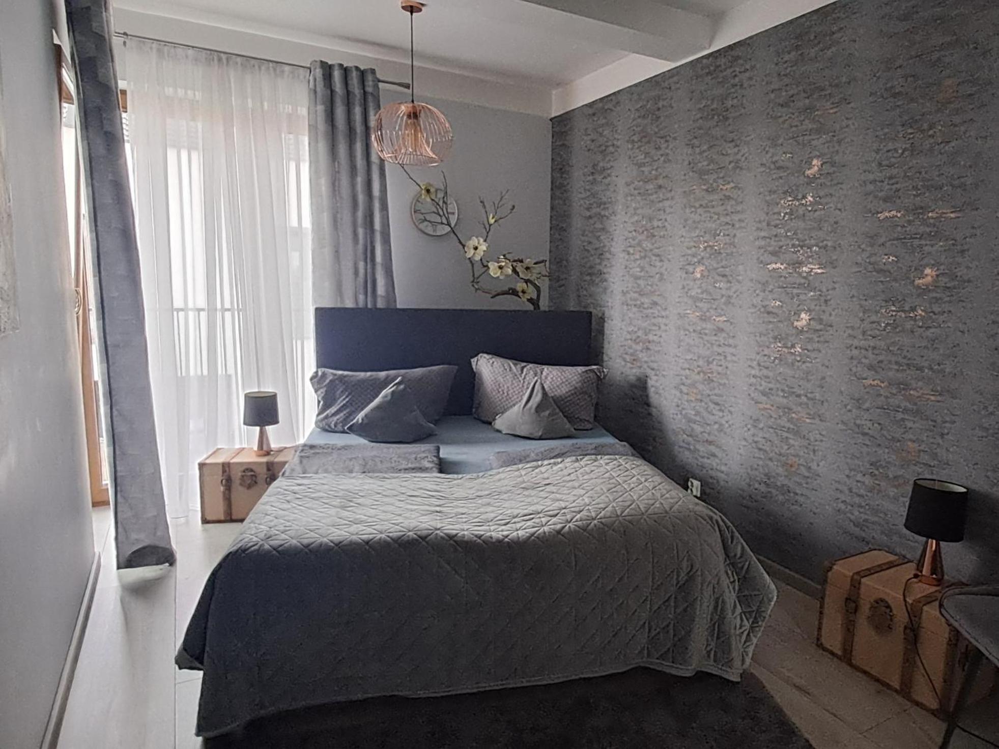 Apartament -Sweet Home ลูบิน ภายนอก รูปภาพ